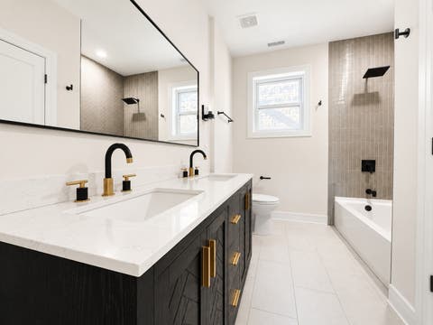Tiny photo for 4020 N Francisco Avenue, Chicago, IL 60618 (MLS # 12618606)
