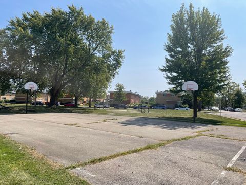 A home in Des Plaines