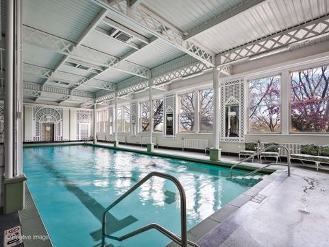 Tiny photo for 5555 N SHERIDAN Road #807, Chicago, IL 60640 (MLS # 12625012)