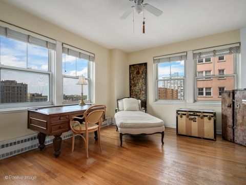 Tiny photo for 5555 N SHERIDAN Road #807, Chicago, IL 60640 (MLS # 12625012)