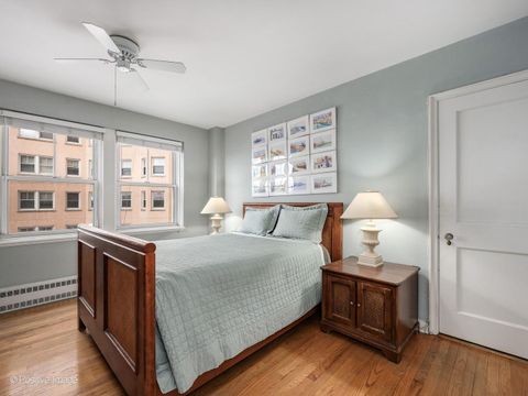 Tiny photo for 5555 N SHERIDAN Road #807, Chicago, IL 60640 (MLS # 12625012)