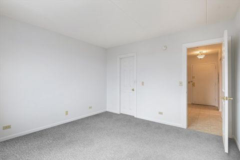 Tiny photo for 9078 W Heathwood Drive #5D, Niles, IL 60714 (MLS # 12586376)