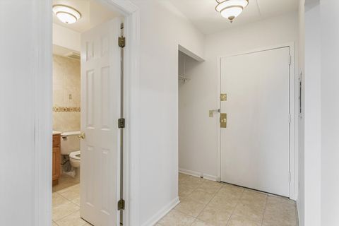 Tiny photo for 9078 W Heathwood Drive #5D, Niles, IL 60714 (MLS # 12586376)