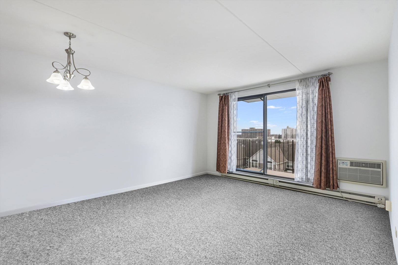 9078 W Heathwood Drive 5D