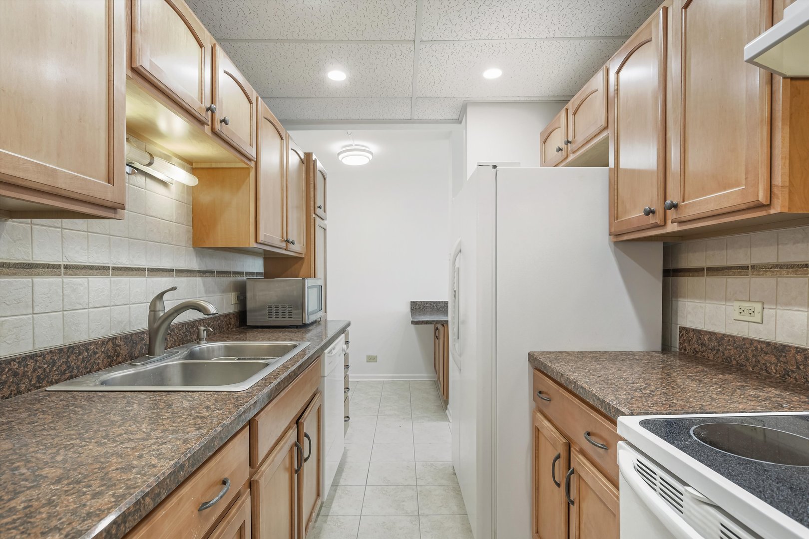 9078 W Heathwood Drive 5D