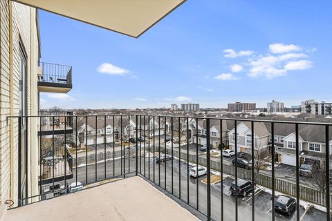 Tiny photo for 9078 W Heathwood Drive #5D, Niles, IL 60714 (MLS # 12586376)