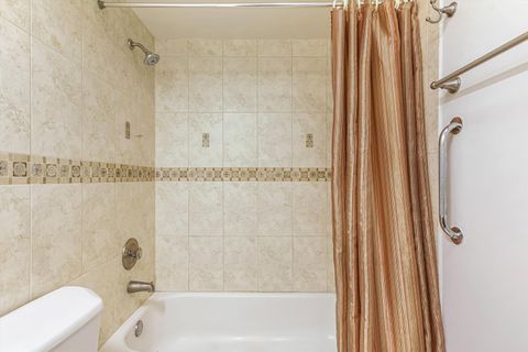 Tiny photo for 9078 W Heathwood Drive #5D, Niles, IL 60714 (MLS # 12586376)