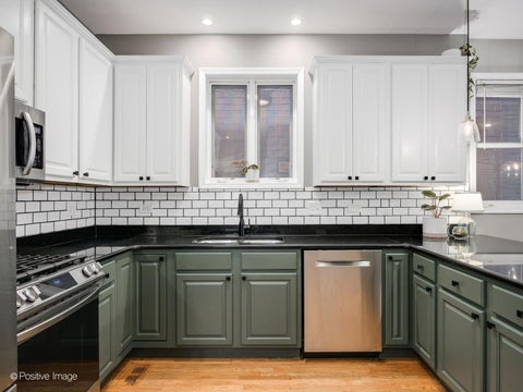 Tiny photo for 2635 W Cortez Street #1, Chicago, IL 60622 (MLS # 12757838)