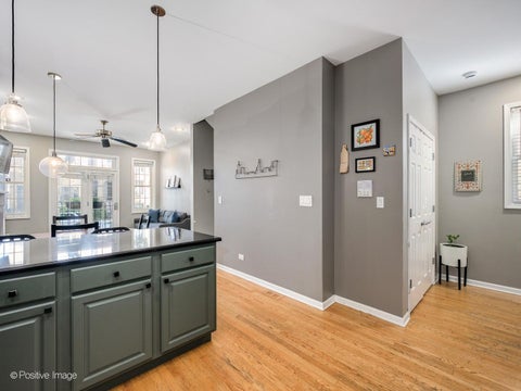 Tiny photo for 2635 W Cortez Street #1, Chicago, IL 60622 (MLS # 12757838)