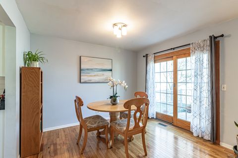 Tiny photo for 1577 Pinetree Drive, Gurnee, IL 60031 (MLS # 12623282)