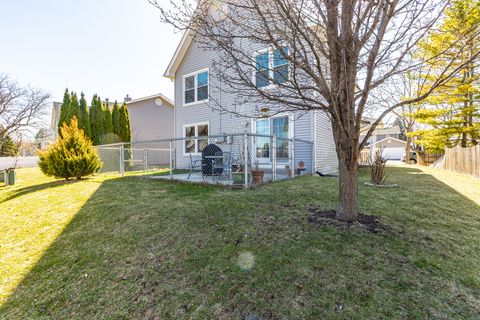 Tiny photo for 1577 Pinetree Drive, Gurnee, IL 60031 (MLS # 12623282)
