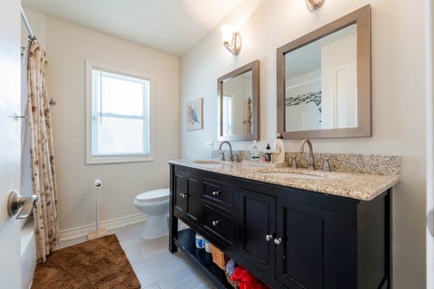Tiny photo for 10218 S Wood Street, Chicago, IL 60643 (MLS # 12700512)