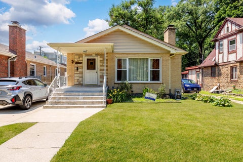 Photo of 10218 S Wood Street, Chicago, IL 60643 (MLS # 12700512)