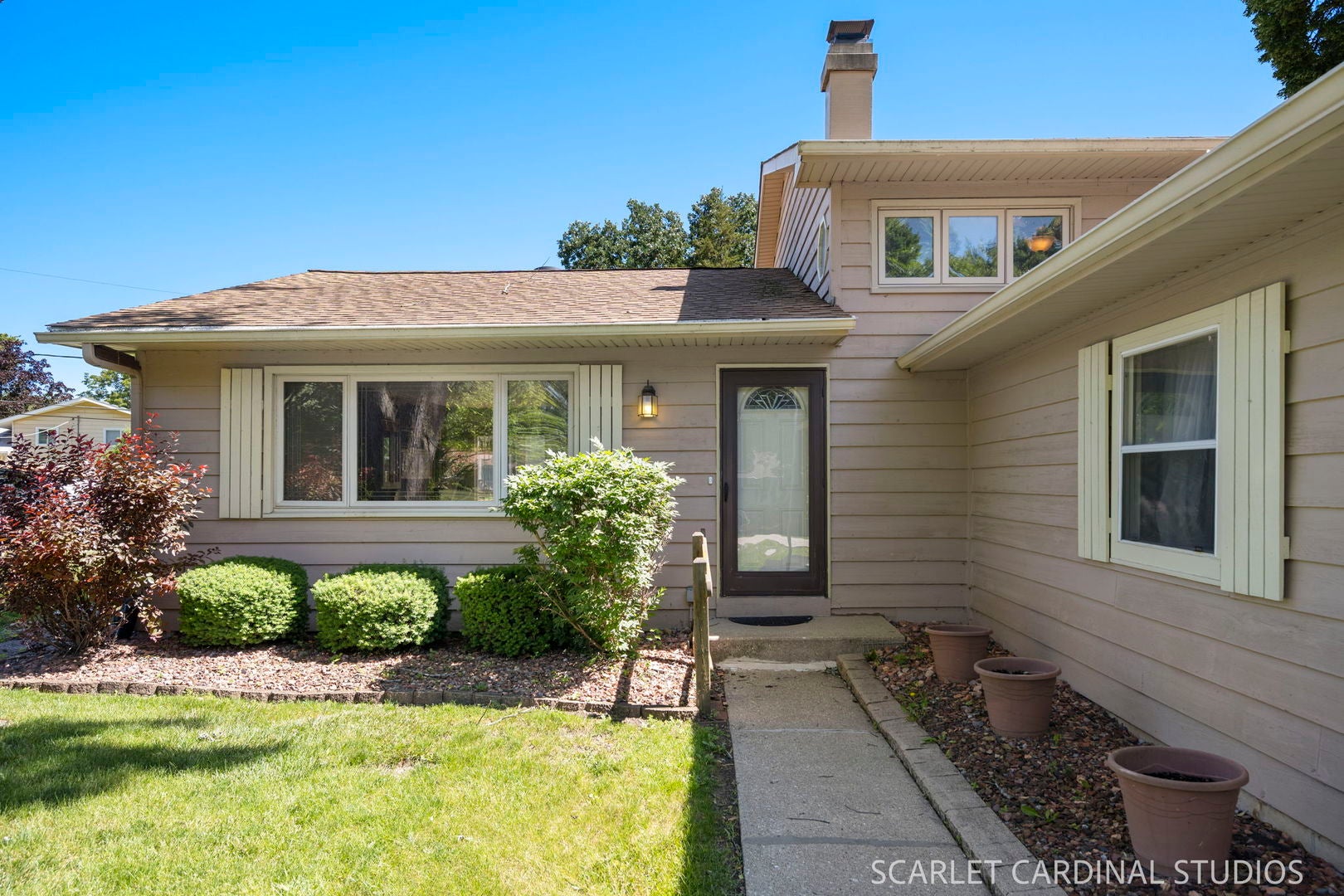 2120 Meadow Drive