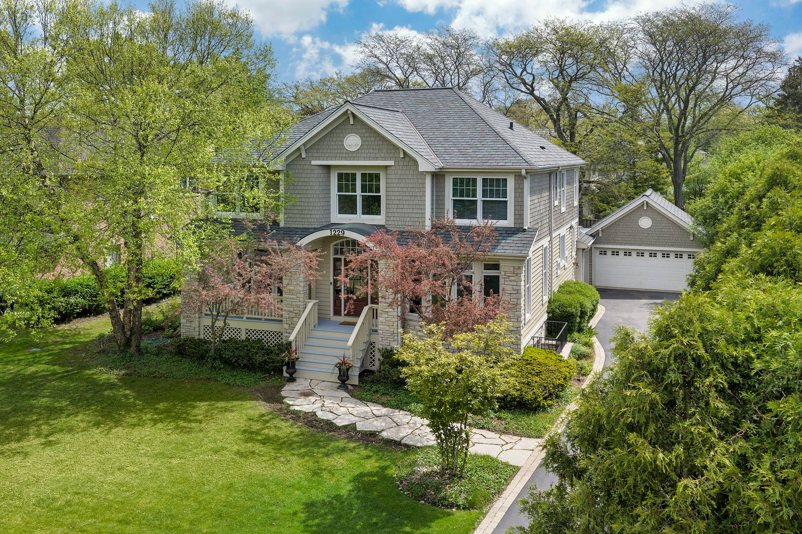 1229 Fairfield Road