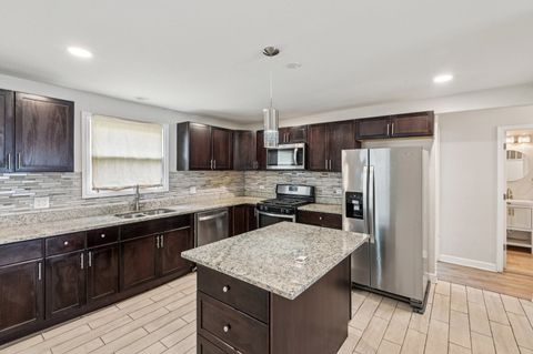 Tiny photo for 17306 Burr Oak Lane, Hazel Crest, IL 60429 (MLS # 12310831)