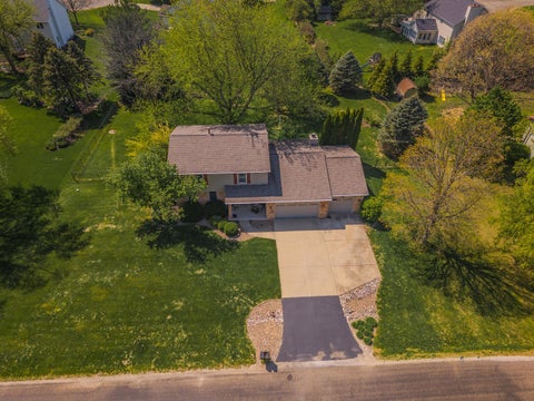 Tiny photo for 8833 Tamarac Way, Bloomington, IL 61705 (MLS # 12623930)
