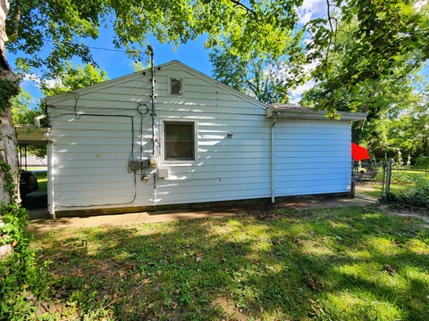 Tiny photo for 404 N Smith Street, Carbondale, IL 62901 (MLS # 12764938)