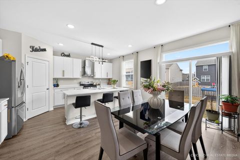 Tiny photo for 1571 Middleton Road, Pingree Grove, IL 60140 (MLS # 12583659)