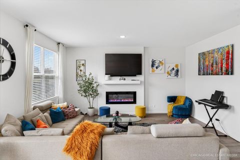 Tiny photo for 1571 Middleton Road, Pingree Grove, IL 60140 (MLS # 12583659)