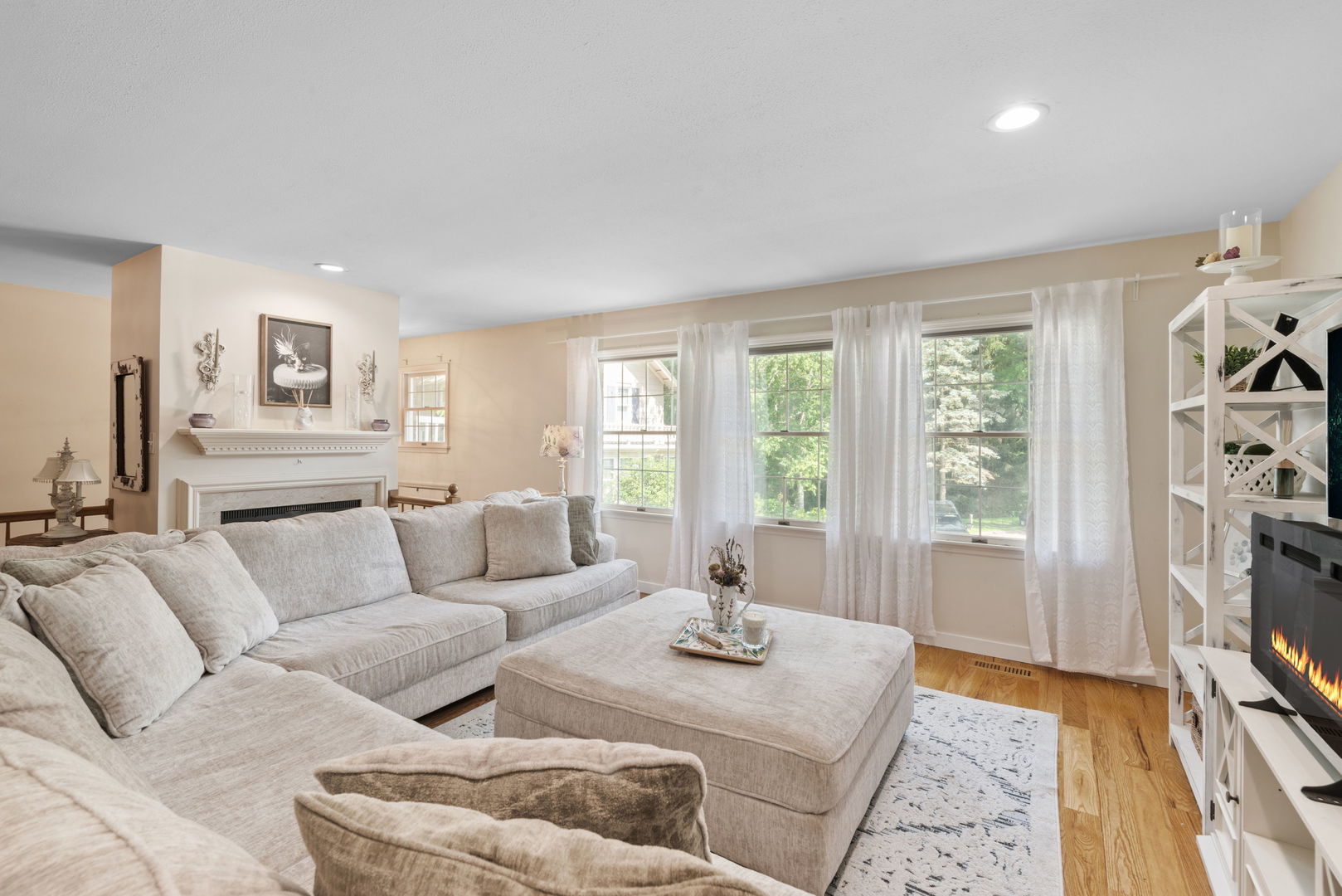 818 Evernia Court