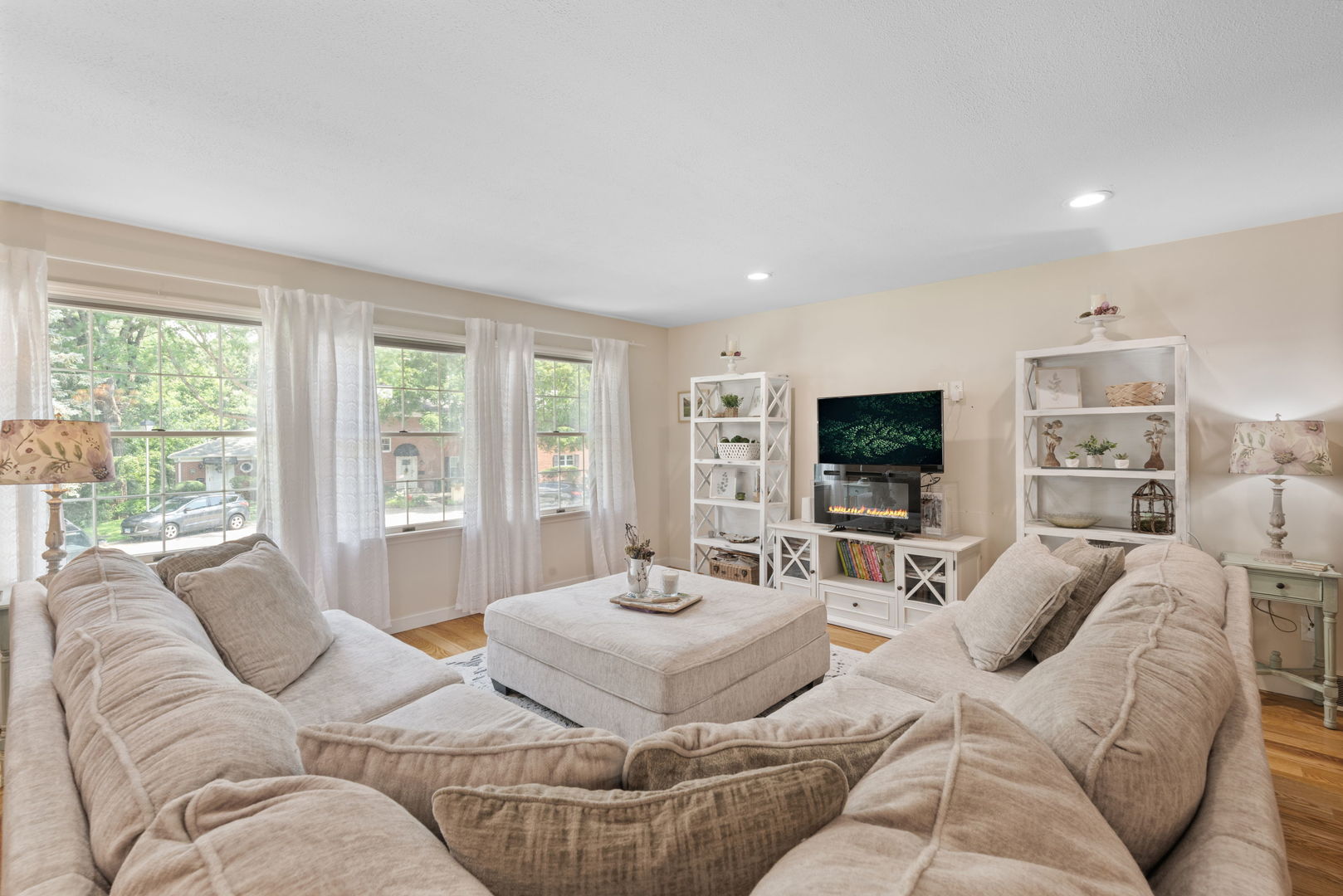 818 Evernia Court