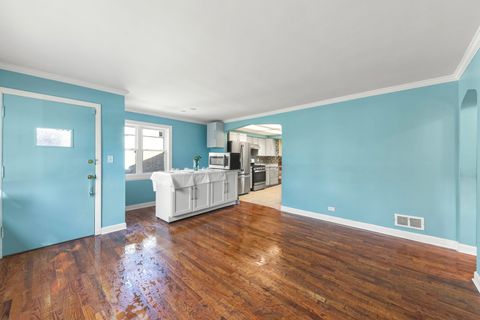 Tiny photo for 2933 Lincoln Street, Franklin Park, IL 60131 (MLS # 12502553)