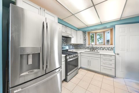 Tiny photo for 2933 Lincoln Street, Franklin Park, IL 60131 (MLS # 12502553)