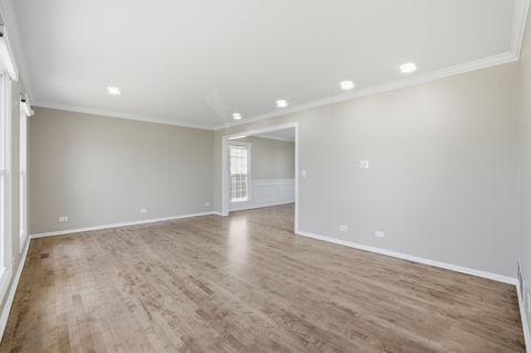 Tiny photo for 1347 Hunter Drive, Bartlett, IL 60103 (MLS # 12623304)