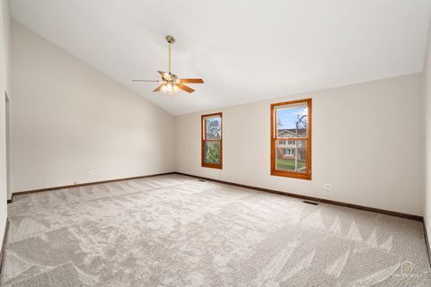 Tiny photo for 225 Fairway Drive, Prospect Heights, IL 60070 (MLS # 12591225)