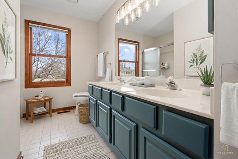 Tiny photo for 225 Fairway Drive, Prospect Heights, IL 60070 (MLS # 12591225)