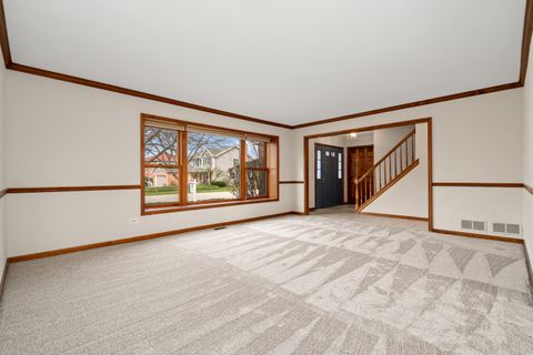 Tiny photo for 225 Fairway Drive, Prospect Heights, IL 60070 (MLS # 12591225)
