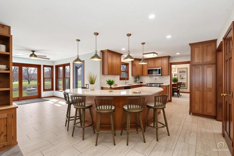 Tiny photo for 225 Fairway Drive, Prospect Heights, IL 60070 (MLS # 12591225)