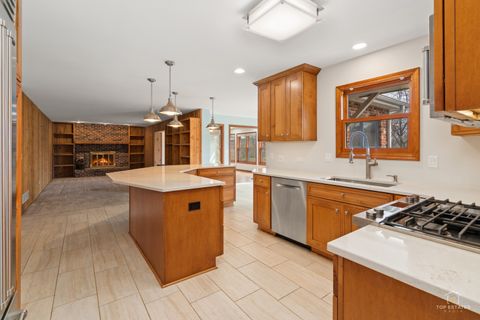 Tiny photo for 225 Fairway Drive, Prospect Heights, IL 60070 (MLS # 12591225)