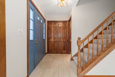 Tiny photo for 225 Fairway Drive, Prospect Heights, IL 60070 (MLS # 12591225)