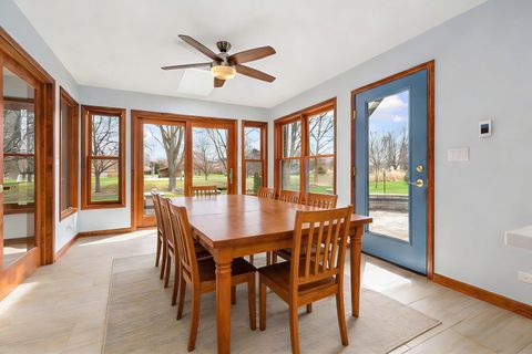 Tiny photo for 225 Fairway Drive, Prospect Heights, IL 60070 (MLS # 12591225)