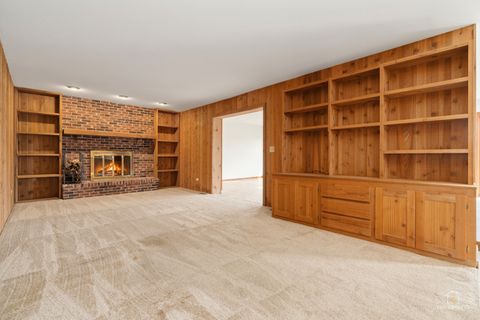 Tiny photo for 225 Fairway Drive, Prospect Heights, IL 60070 (MLS # 12591225)