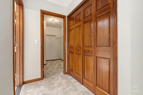 Tiny photo for 225 Fairway Drive, Prospect Heights, IL 60070 (MLS # 12591225)