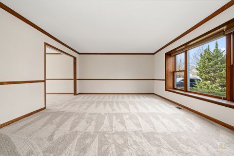 Tiny photo for 225 Fairway Drive, Prospect Heights, IL 60070 (MLS # 12591225)