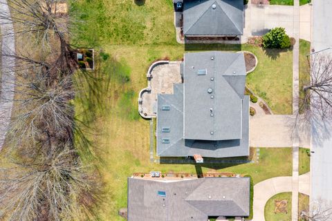 Tiny photo for 225 Fairway Drive, Prospect Heights, IL 60070 (MLS # 12591225)