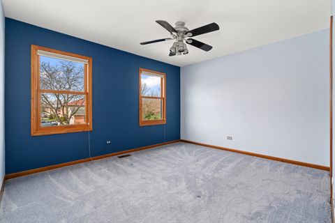 Tiny photo for 225 Fairway Drive, Prospect Heights, IL 60070 (MLS # 12591225)