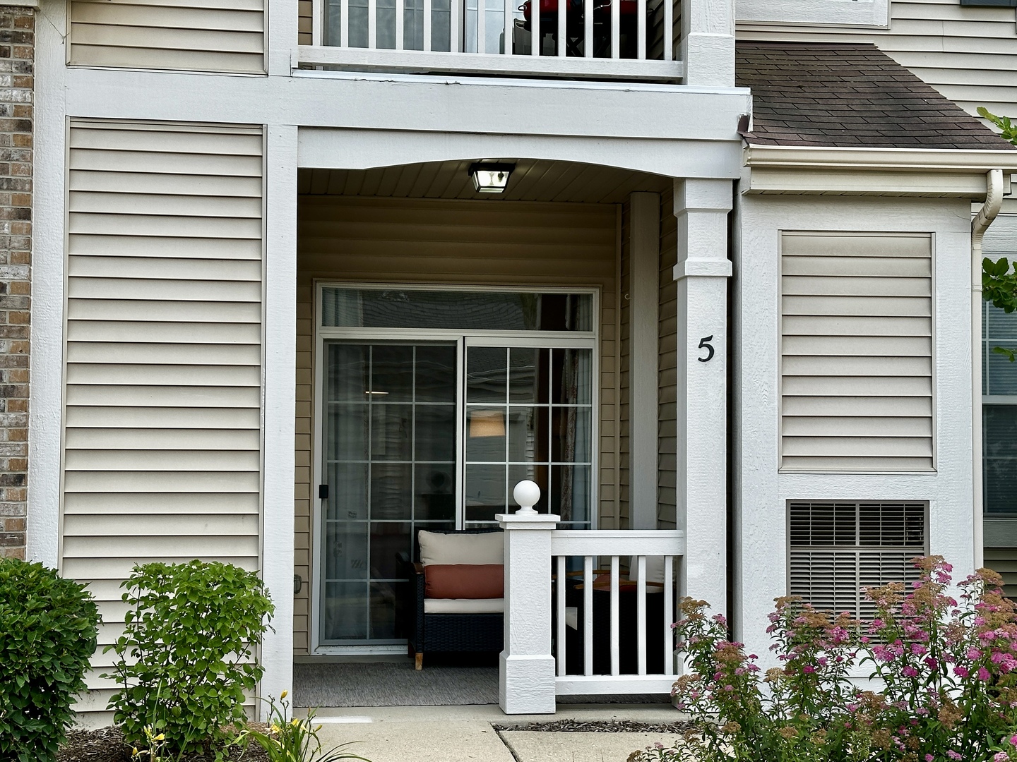 2245 Aurora Drive 5