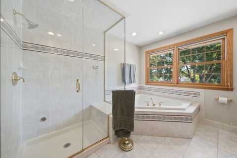Tiny photo for 1654 Wadsworth Road, Wheaton, IL 60189 (MLS # 12747996)