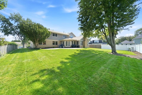Tiny photo for 1654 Wadsworth Road, Wheaton, IL 60189 (MLS # 12747996)