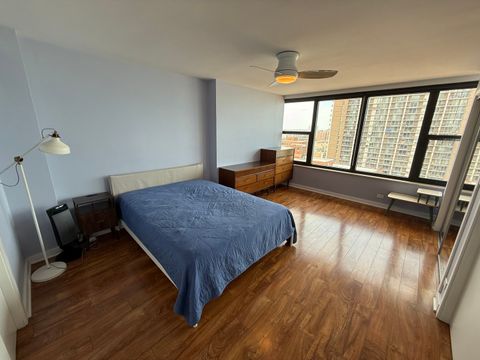 Tiny photo for 5801 N SHERIDAN Road #18C, Chicago, IL 60660 (MLS # 12596170)