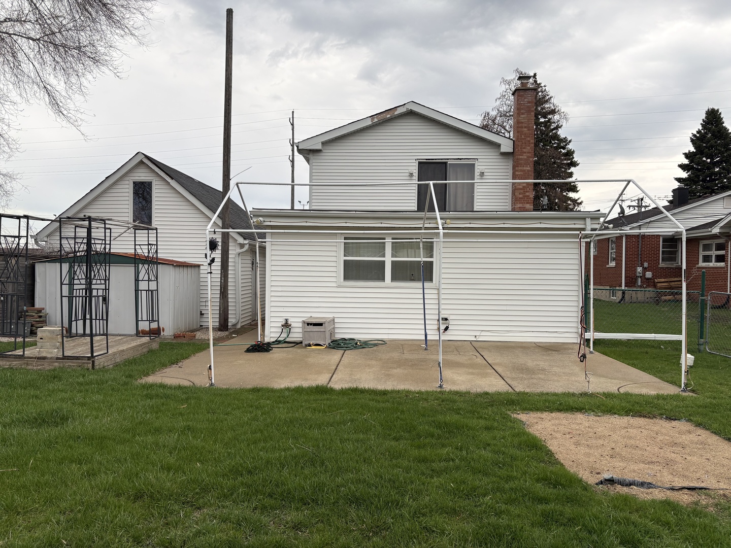 980 County Line Road