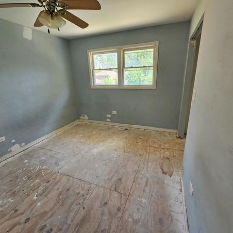 Tiny photo for 14237 Minerva Avenue, Dolton, IL 60419 (MLS # 12531016)