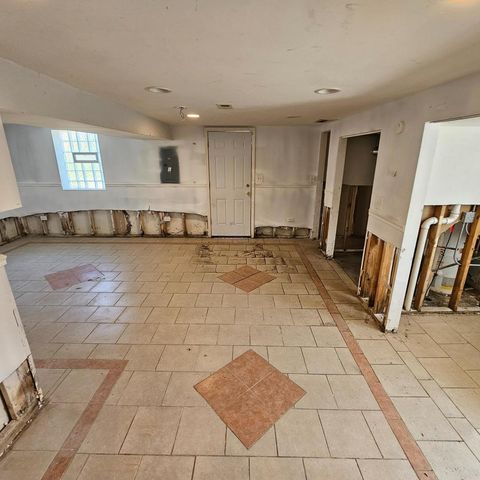 Tiny photo for 14237 Minerva Avenue, Dolton, IL 60419 (MLS # 12531016)