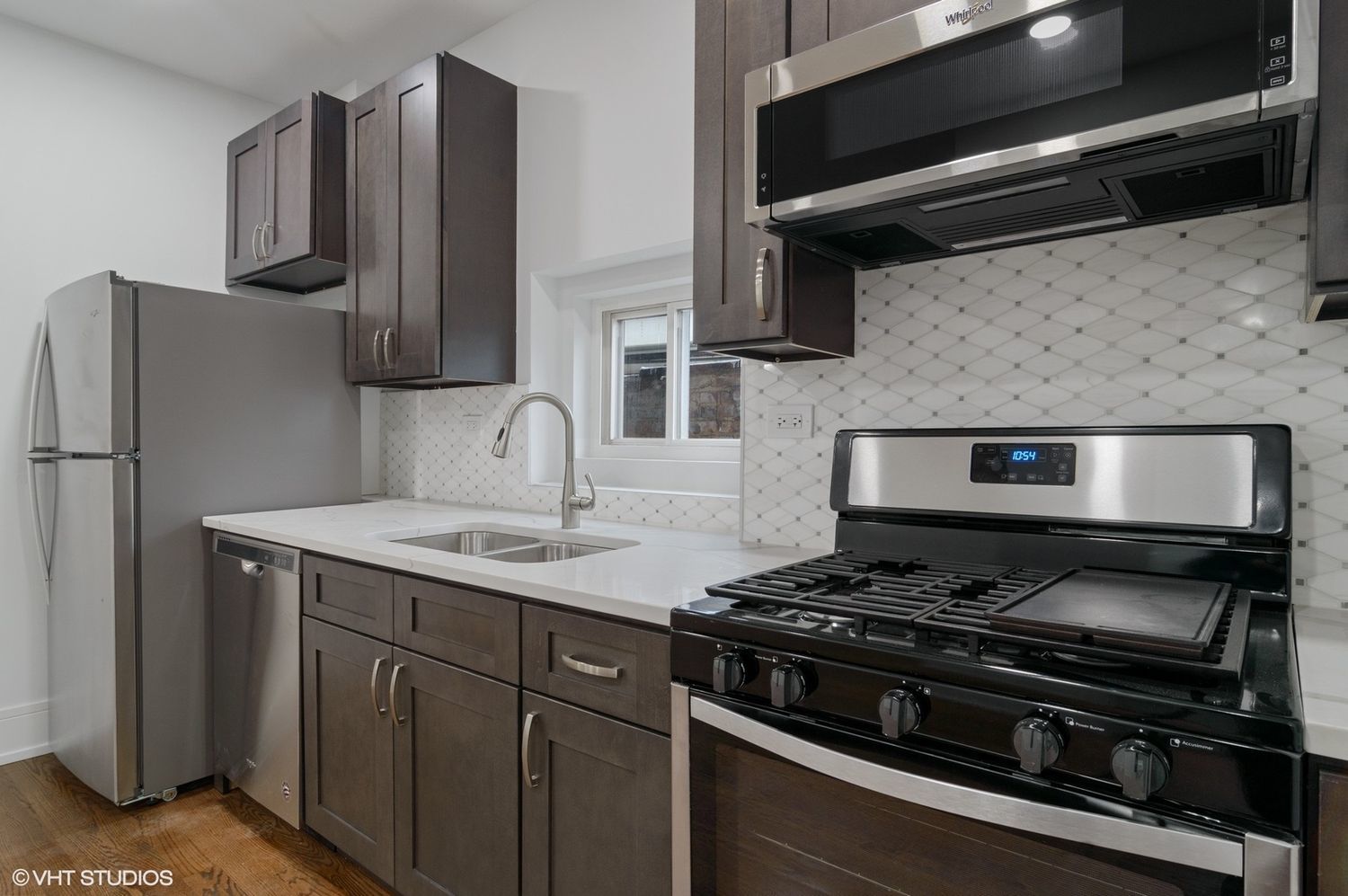 1719 W 18TH Street 2R