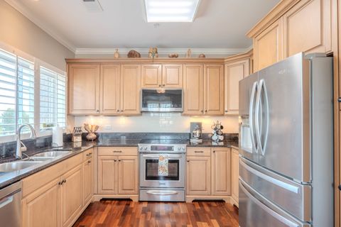 Tiny photo for 2692 Stone Circle #203, Geneva, IL 60134 (MLS # 12485117)